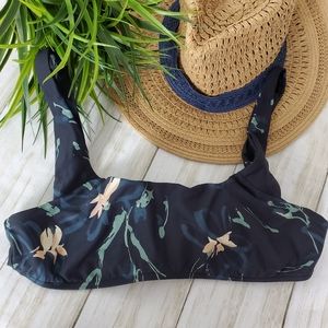 O'Neill bikini sport top like new beach surf